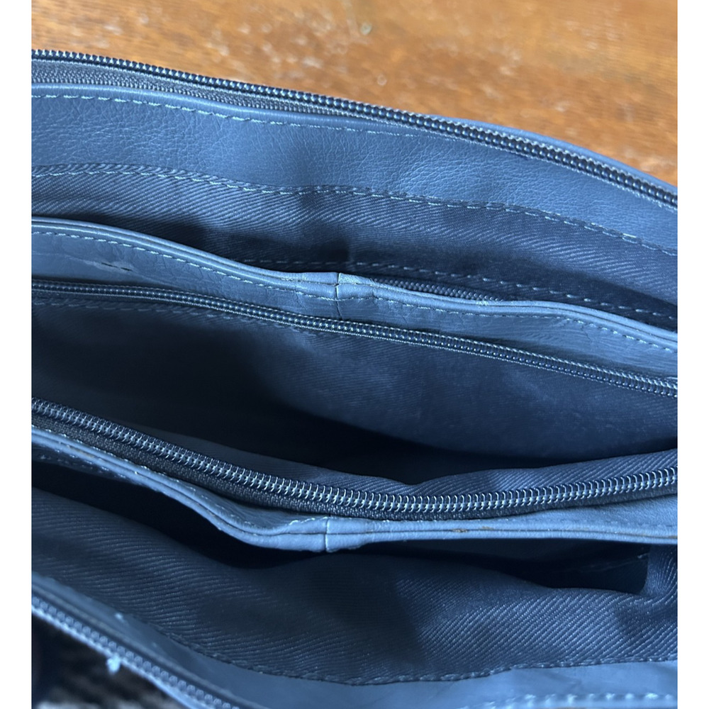 Great American Leatherworks Blue Leather Crossbody Bag - Picture 7 of 9